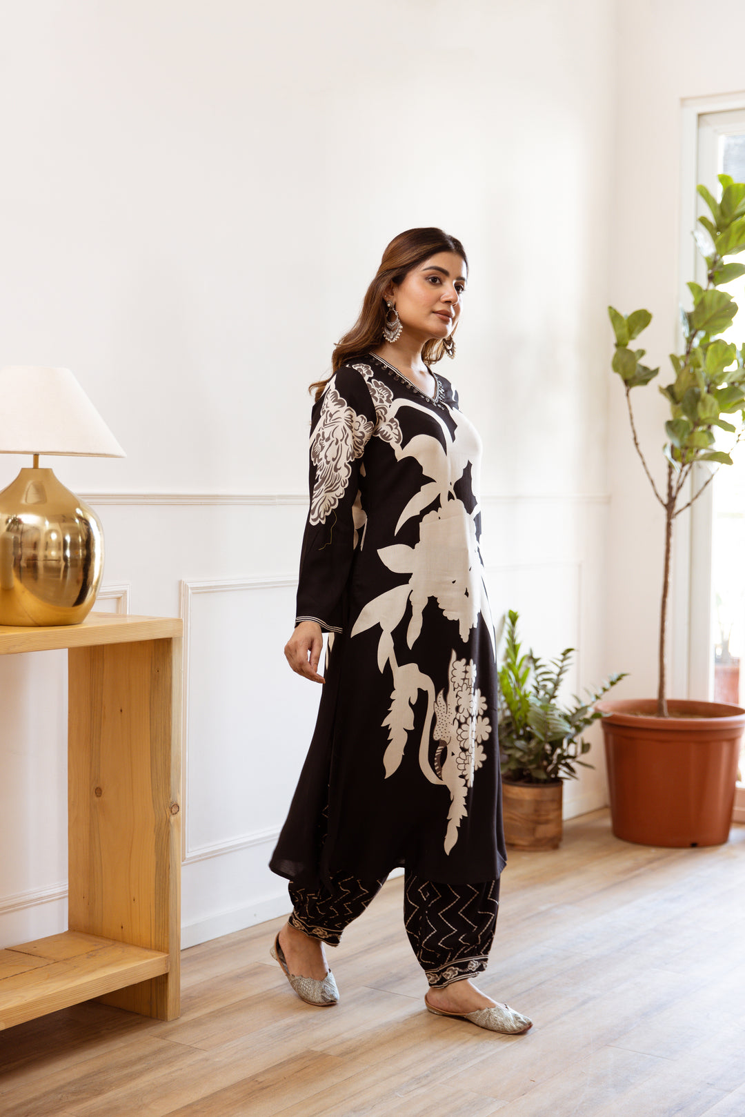 Monochrome Bloom Kurta Set