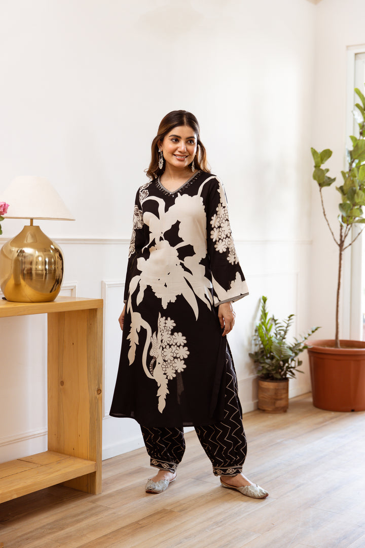 Monochrome Bloom Kurta Set