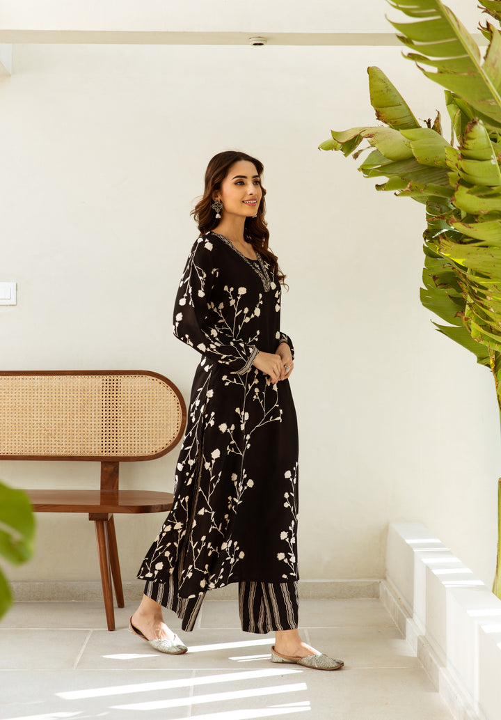 Black Blossom Kurta Set