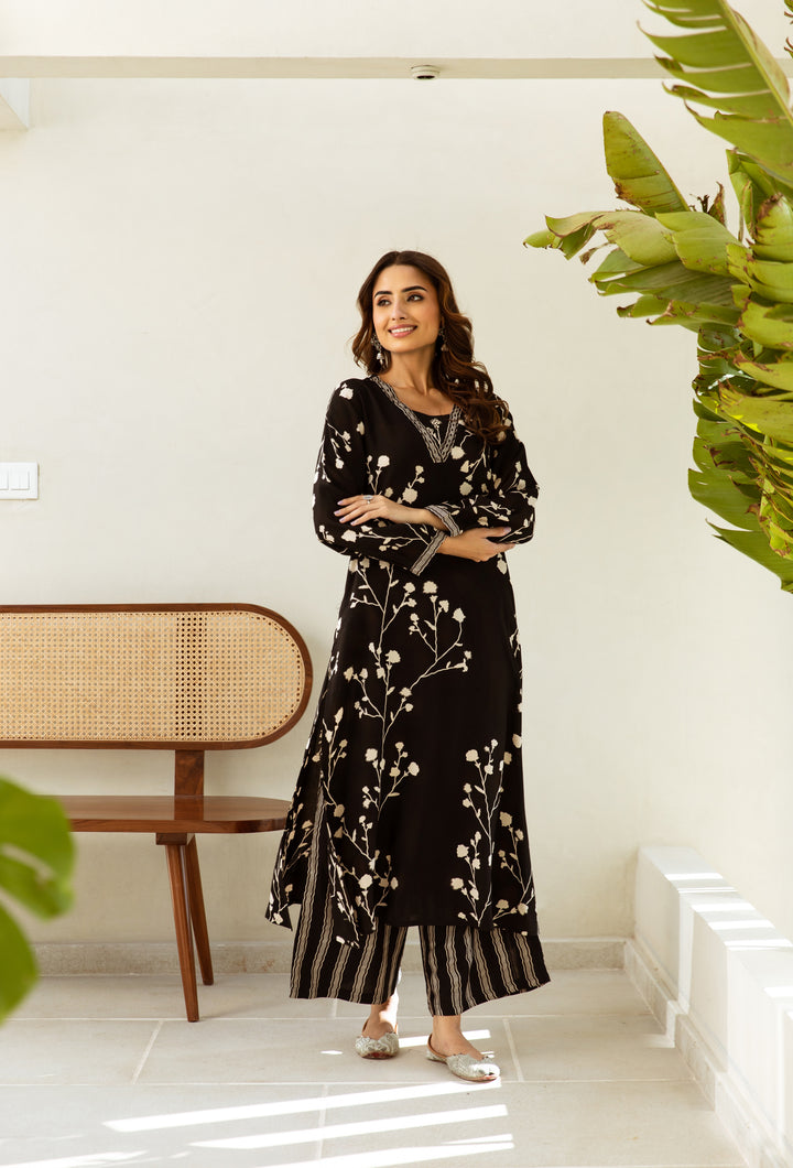 Black Blossom Kurta Set