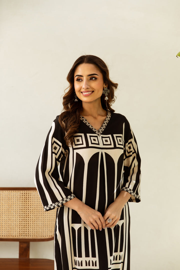 Black & White Castle Kurta Set