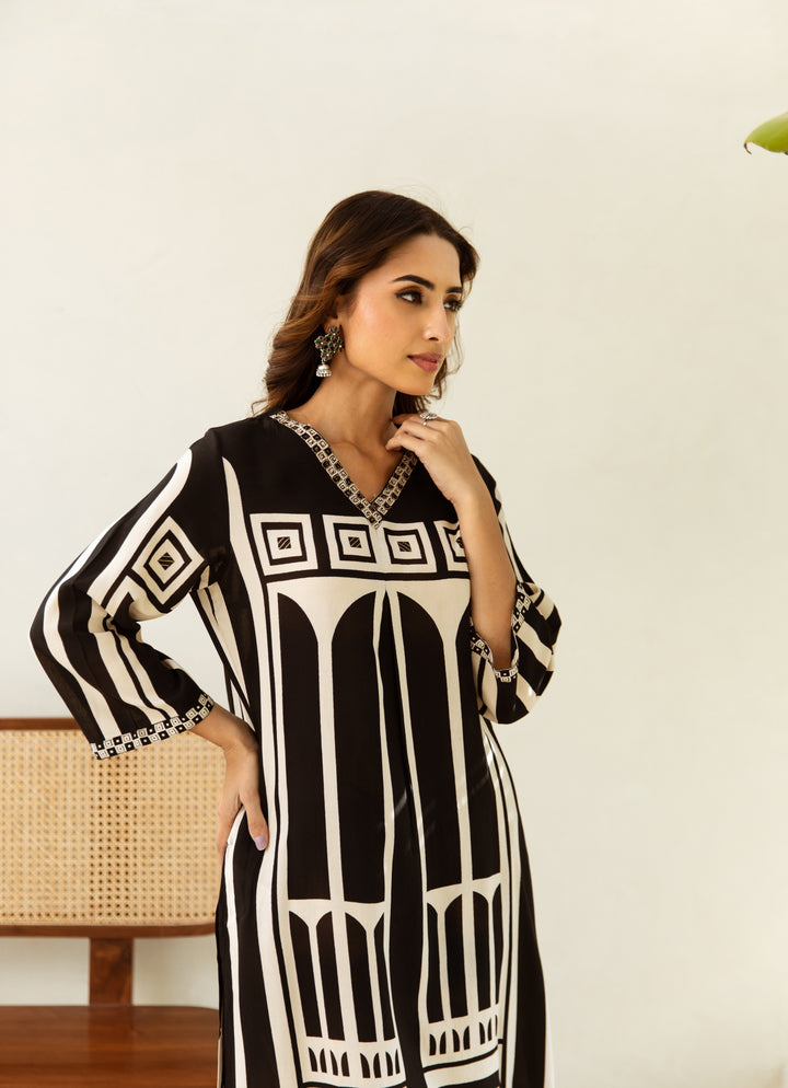 Black & White Castle Kurta Set