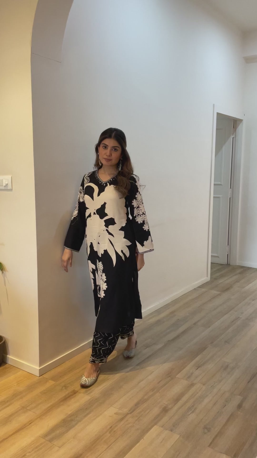 Monochrome Bloom Kurta Set